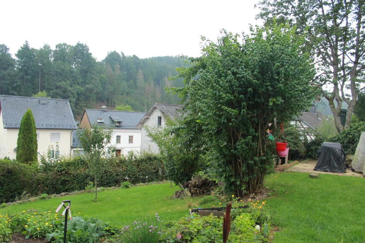 Ferienwohnung Conni Hellenthal Exterior foto